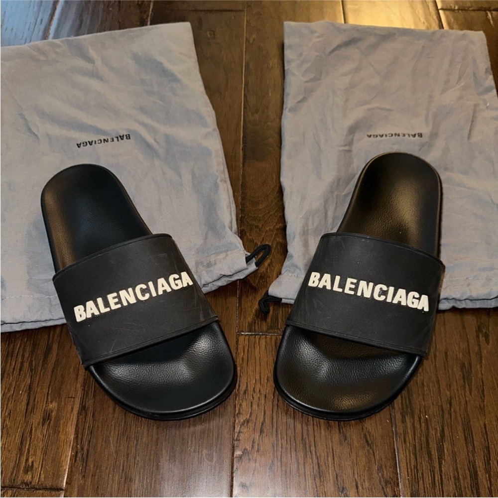 Black Balenciaga slides size 9